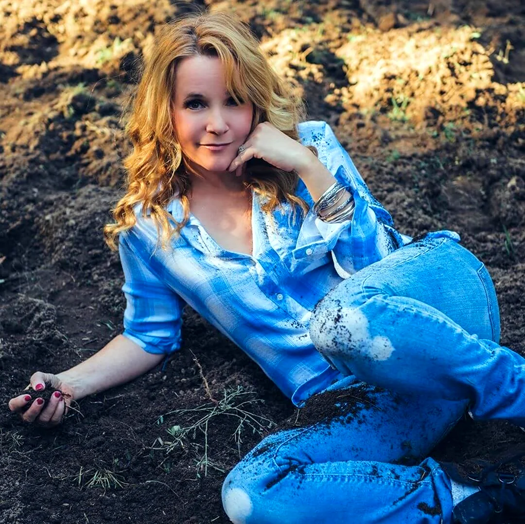 Лиа Томпсон hot
