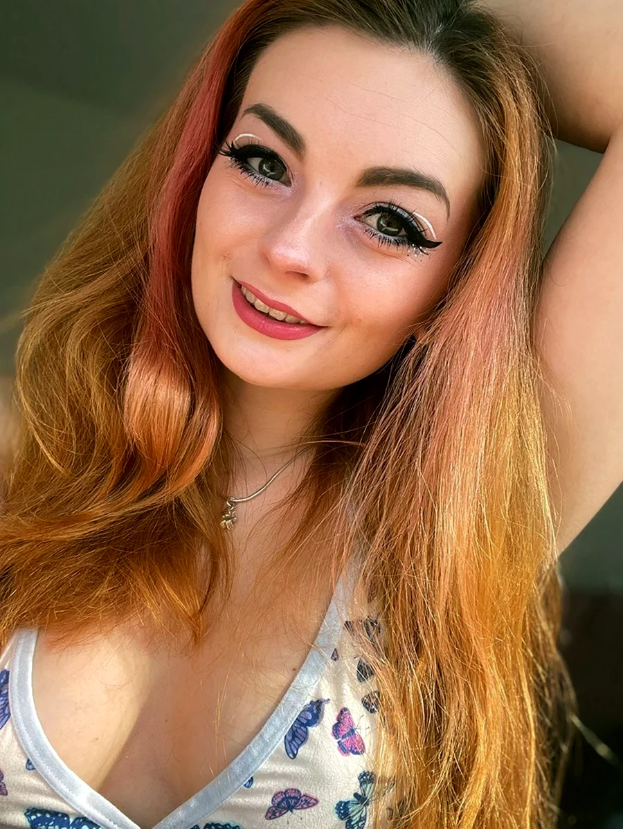 Лола Роуз