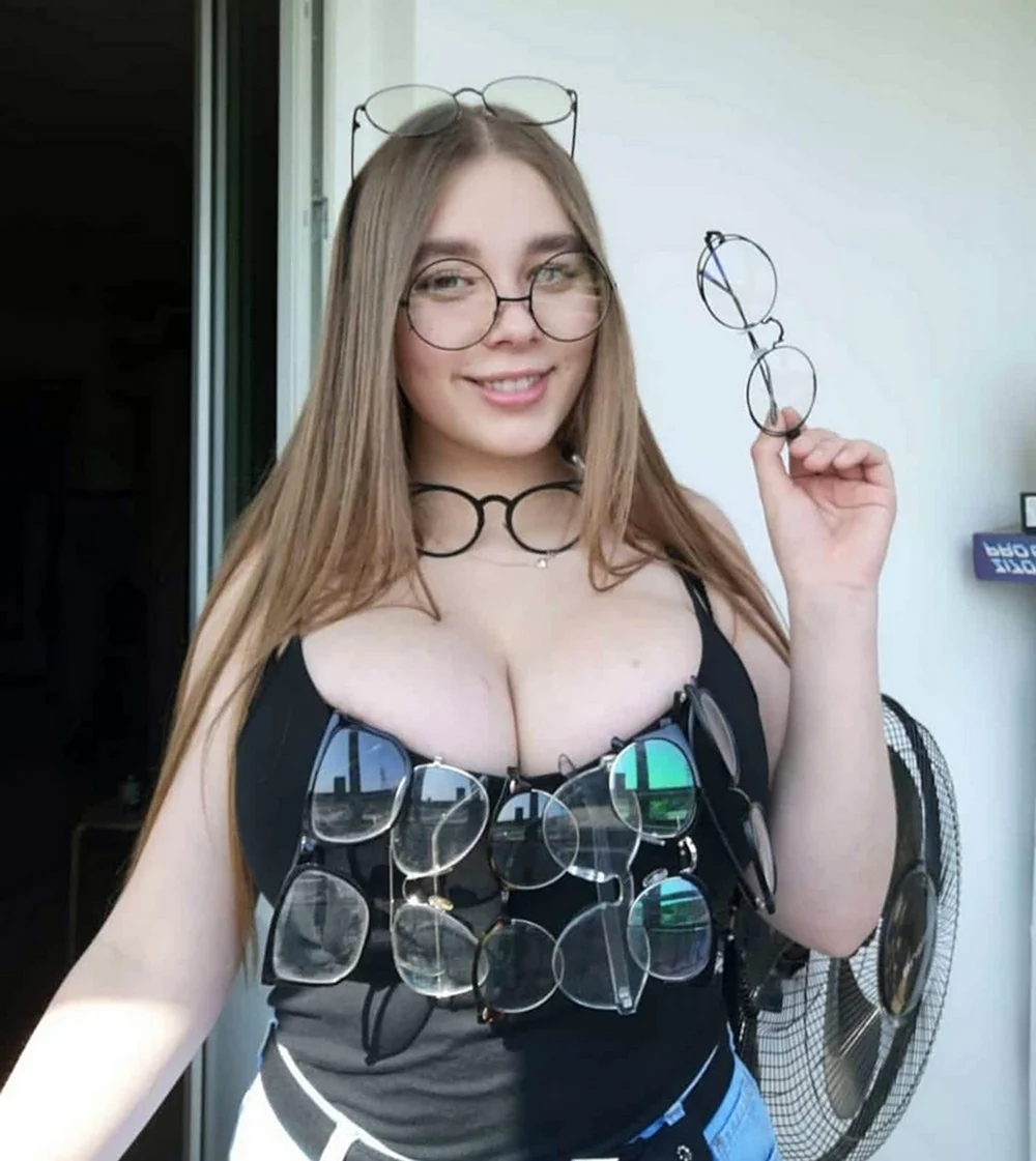 Lucy Laistner Анастасия Ложкина 2020