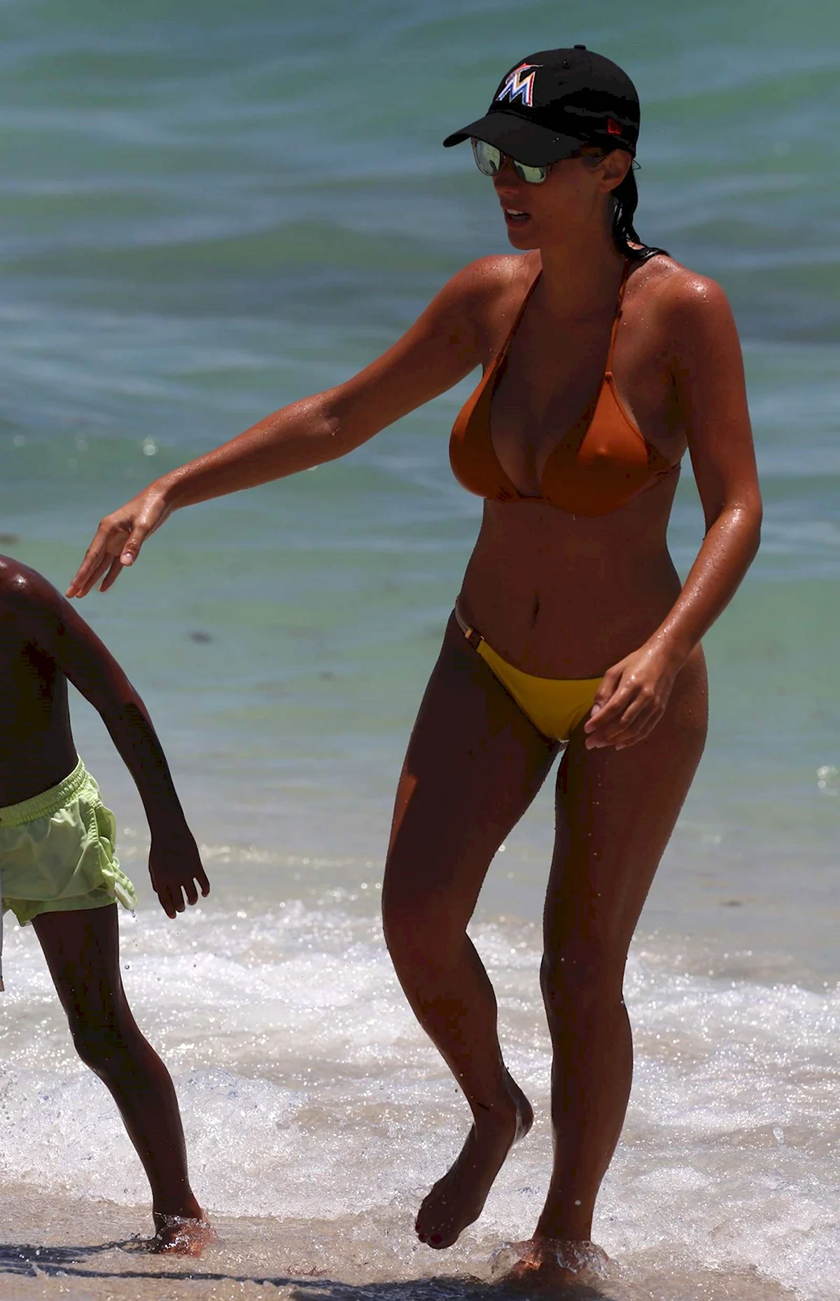 Ludivine Kadri Sagna Bikini 2017