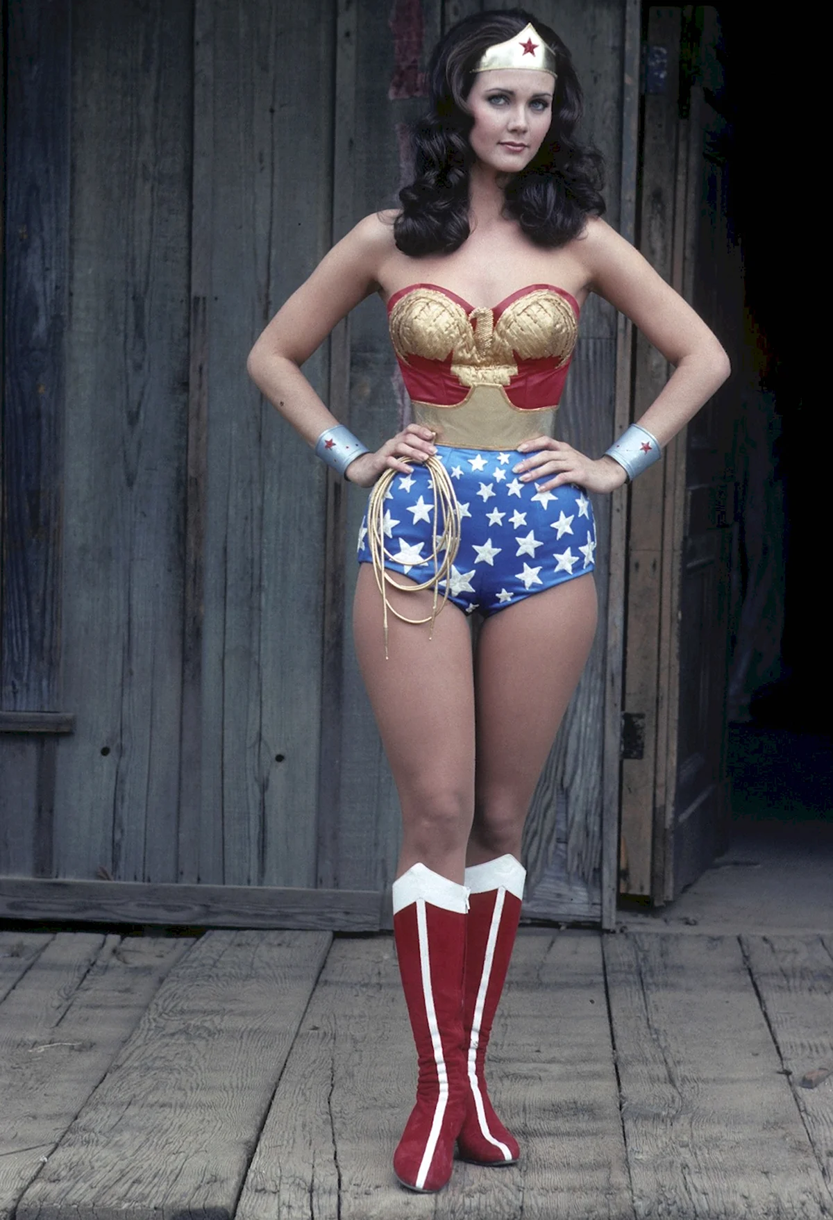 Lynda Carter чудо женщина