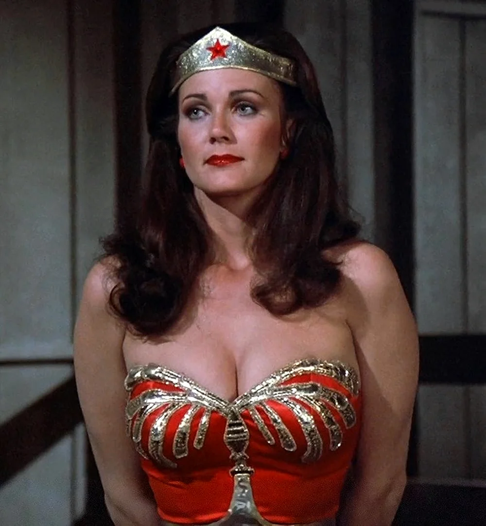 Lynda Carter чудо женщина