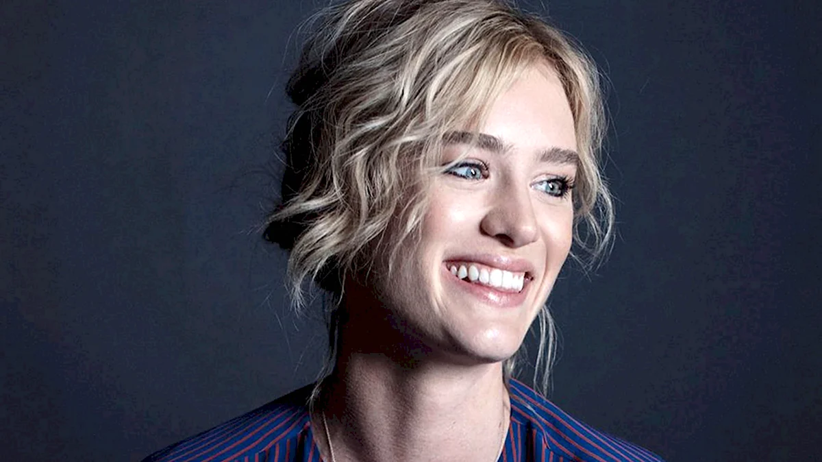 Маккензи Дэвис Mackenzie Davis