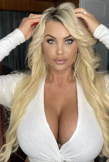 Mandity Isabella