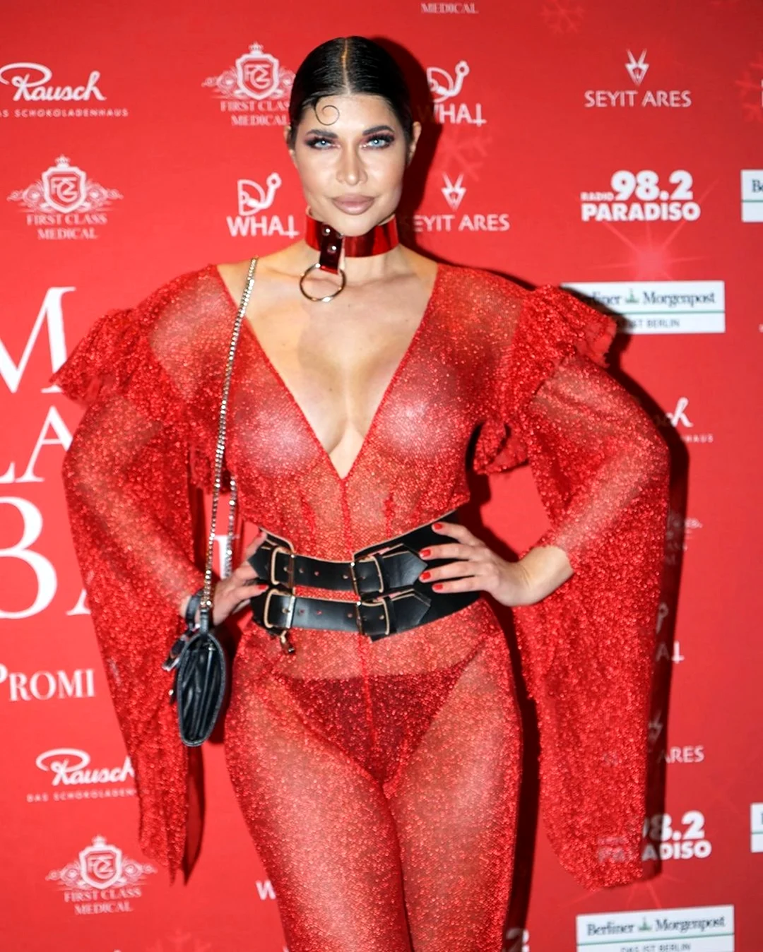 Микаэла Шефер трахетца