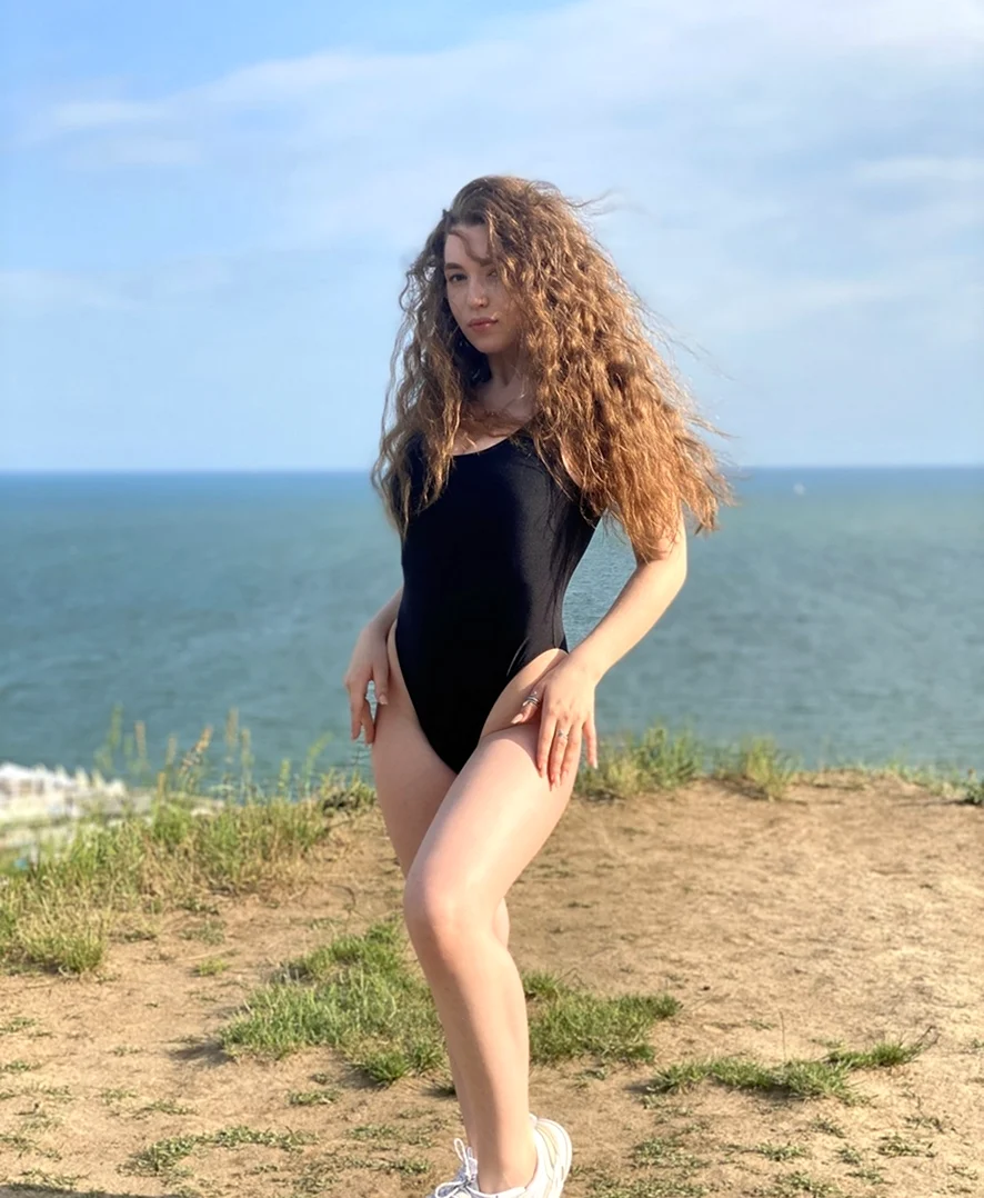 Милана Чарминг