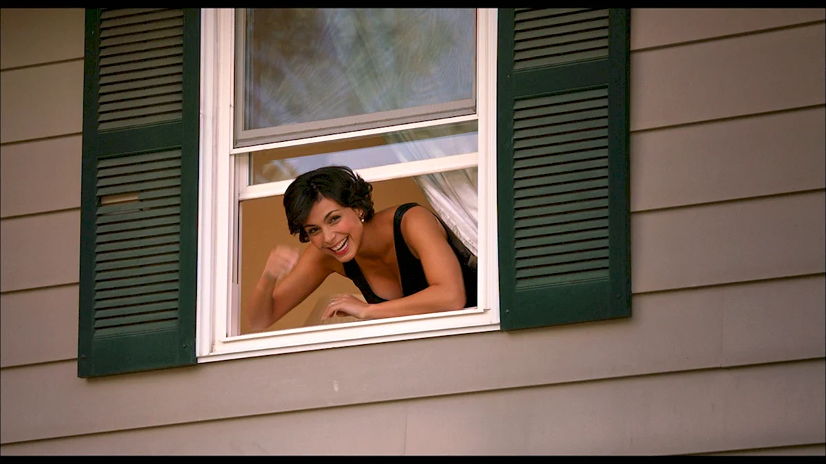 Morena Baccarin Bikini