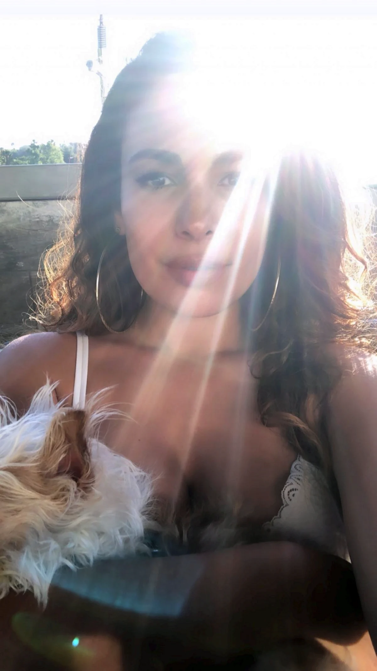 Nadine Velazquez Six s01e05