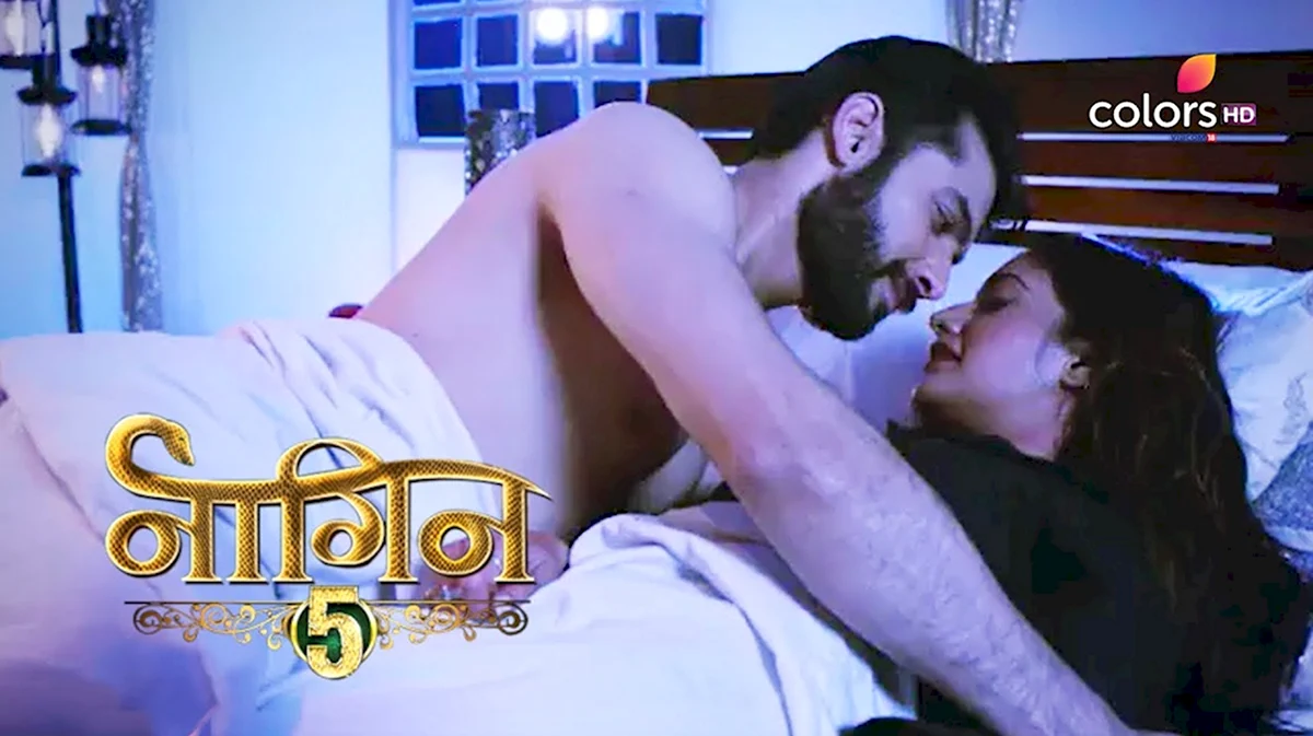 Nagin 5 Romance