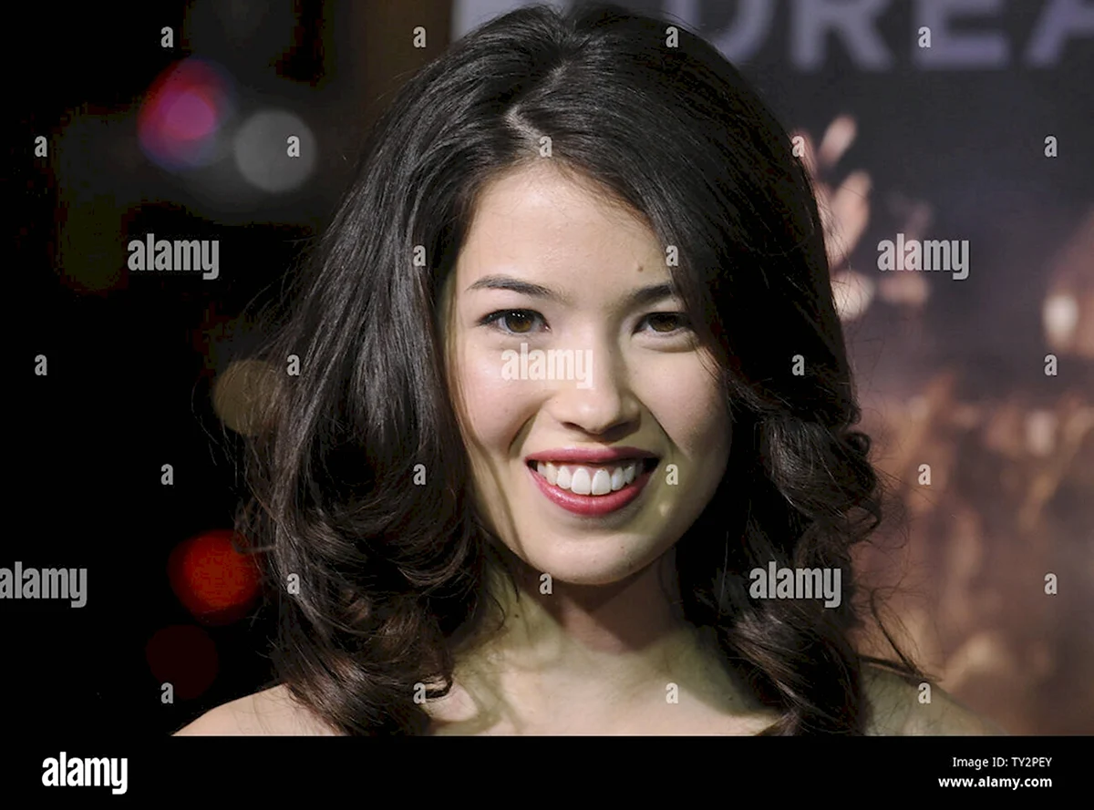 Nichole Bloom