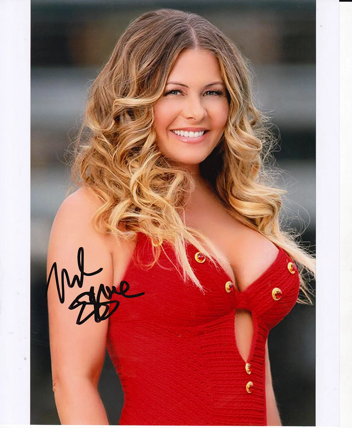 Nicole Eggert