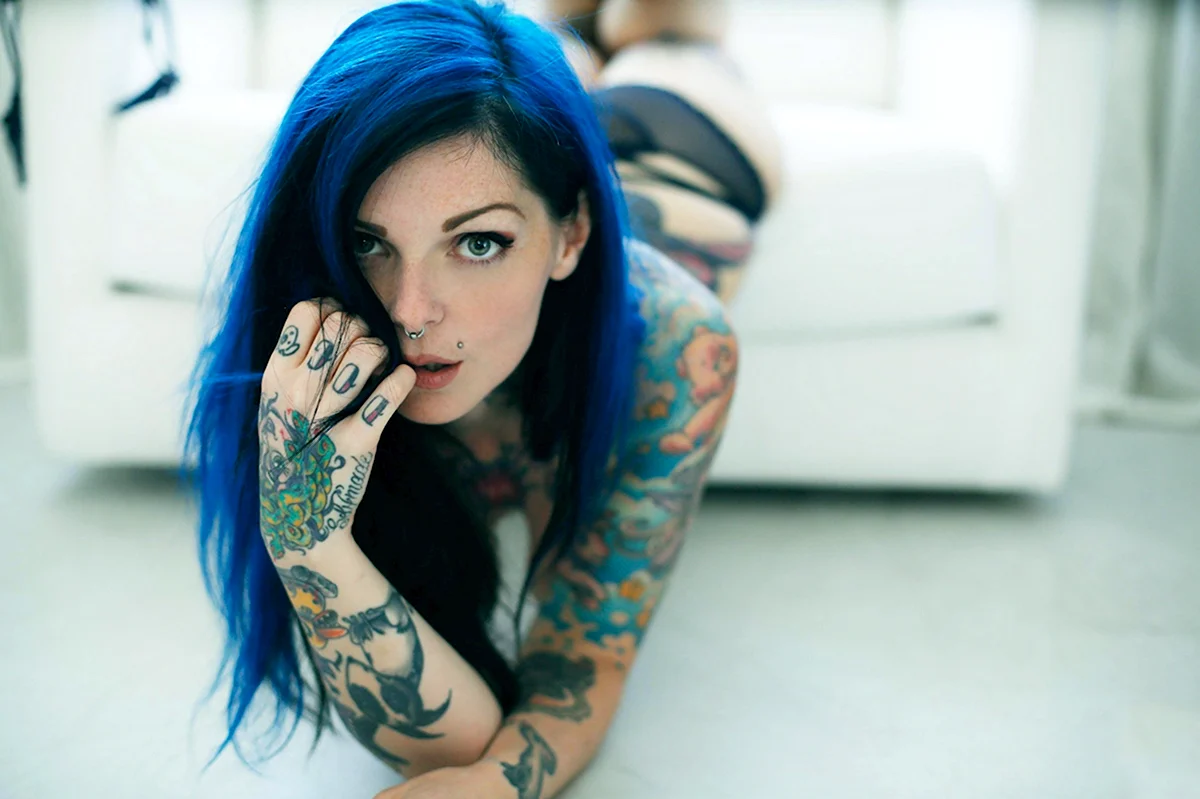 Ника Глебова Riae