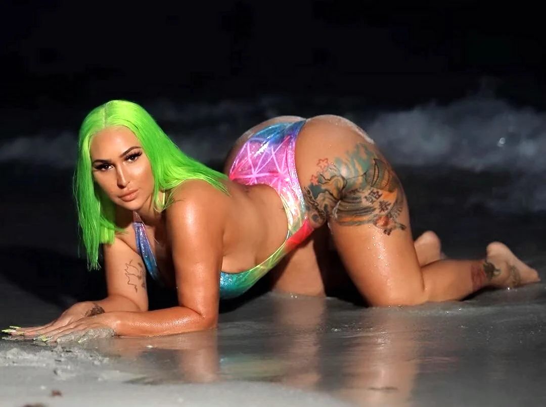 Nina Kayy 2018