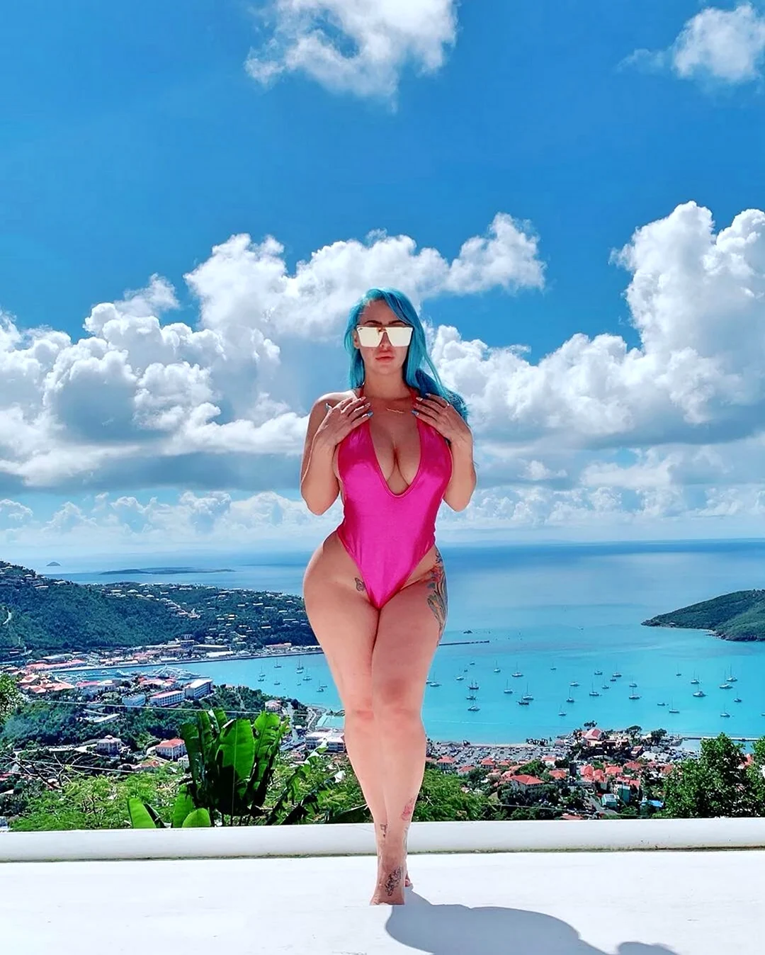 Nina Kayy бикини