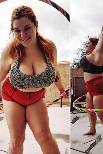 Пенни Браун Bikini