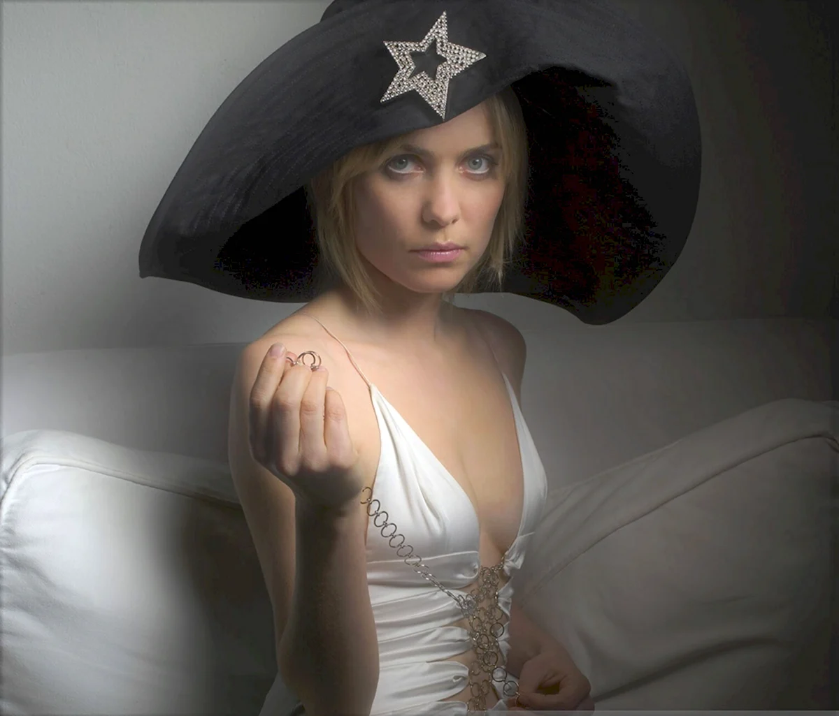 Radha Mitchell Maxim