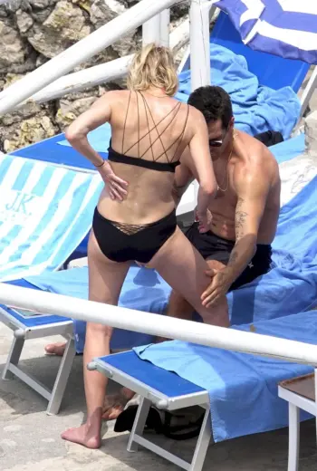 Робин Райт Bikini