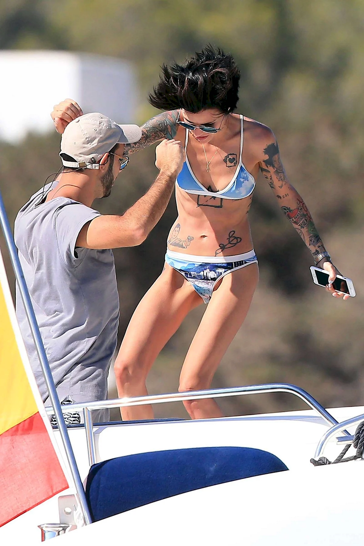 Руби Роуз Bikini