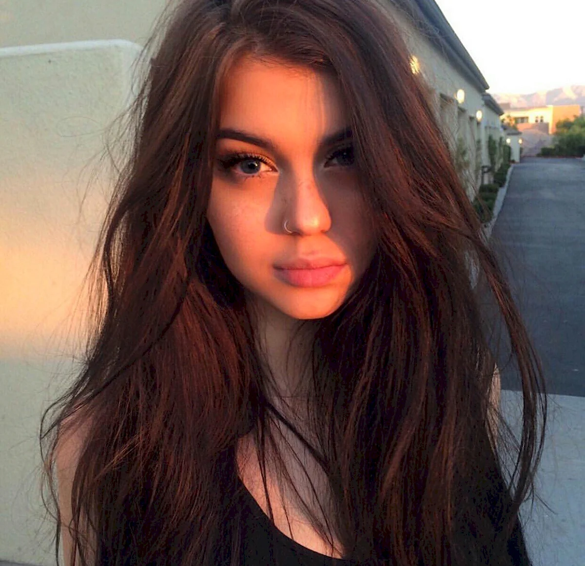 Sahar Luna