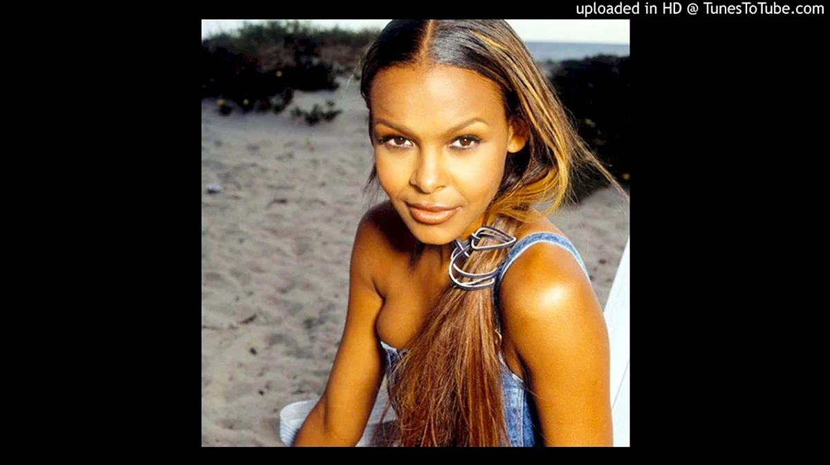 Samantha Mumba