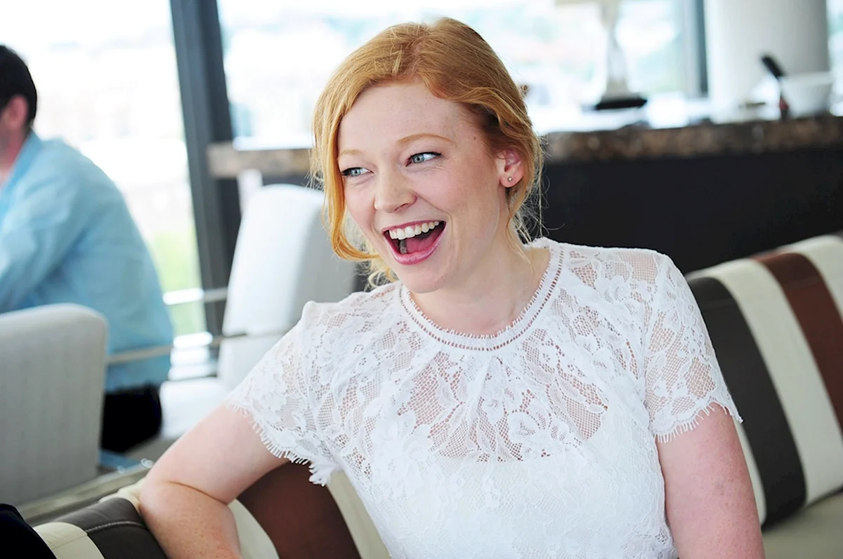 Сара Снук Sarah Snook