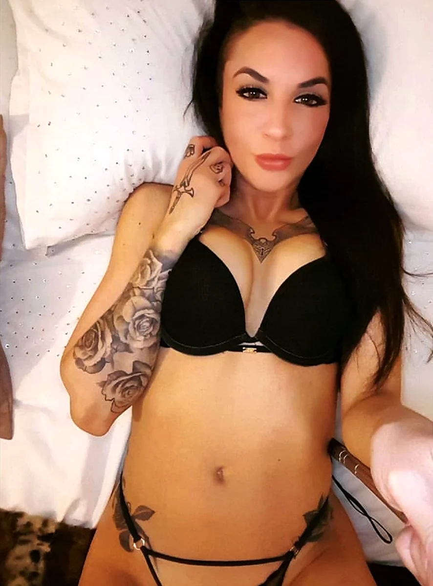 Sasha Foxxx глубокая глотка