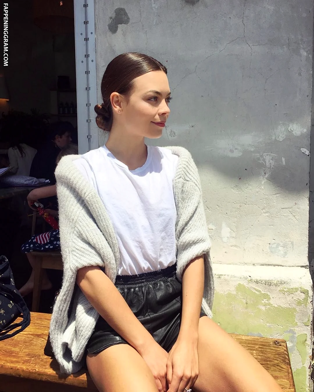 Scarlett Byrne hot