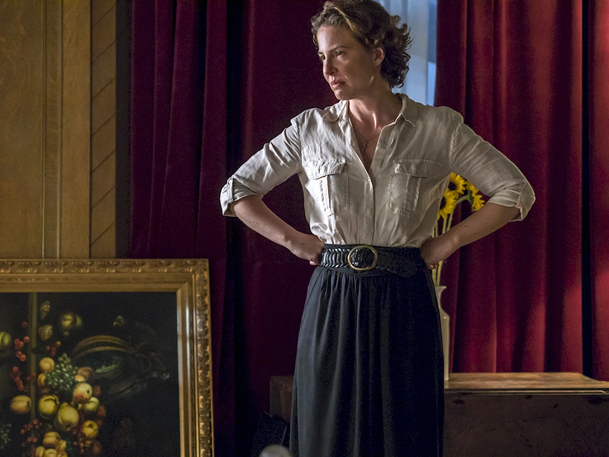 Сериал Robin Weigert