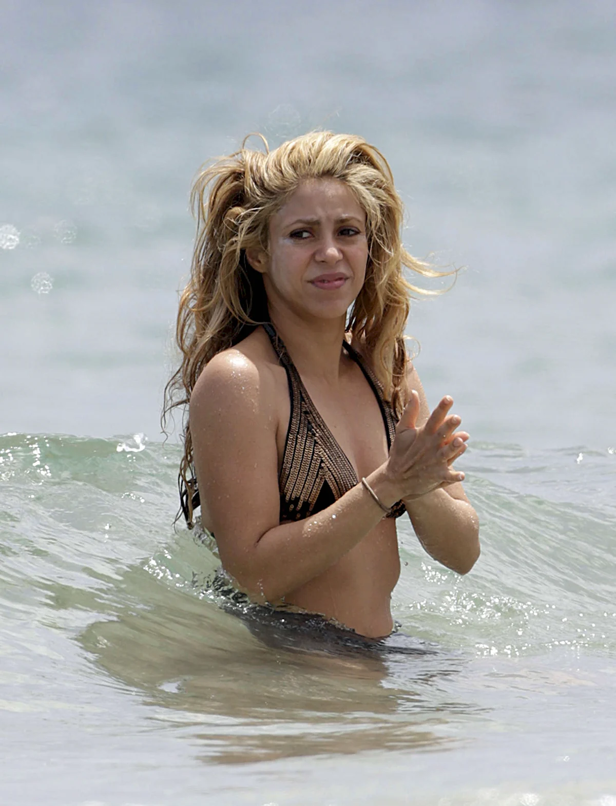 Shakira 18