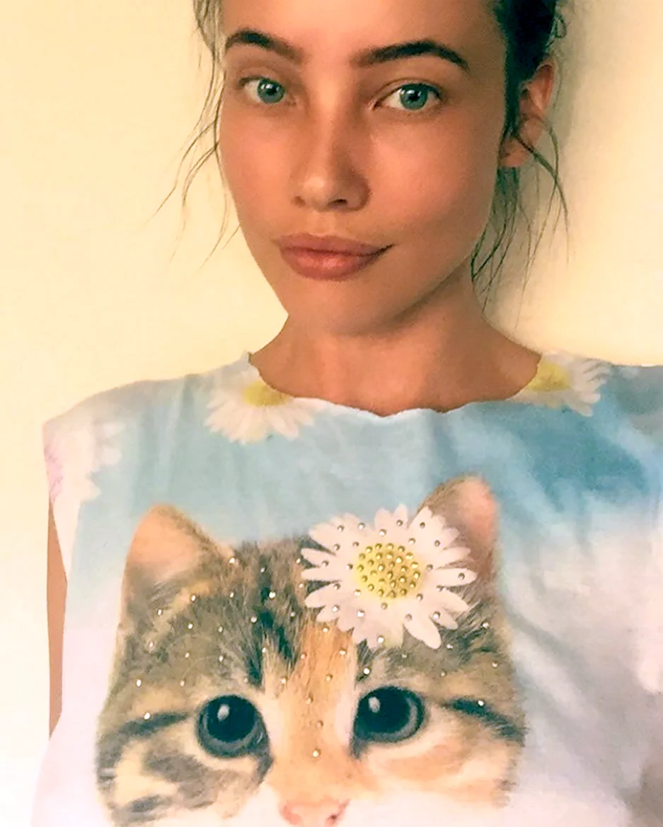 Стефани Корнелиуссен горячие