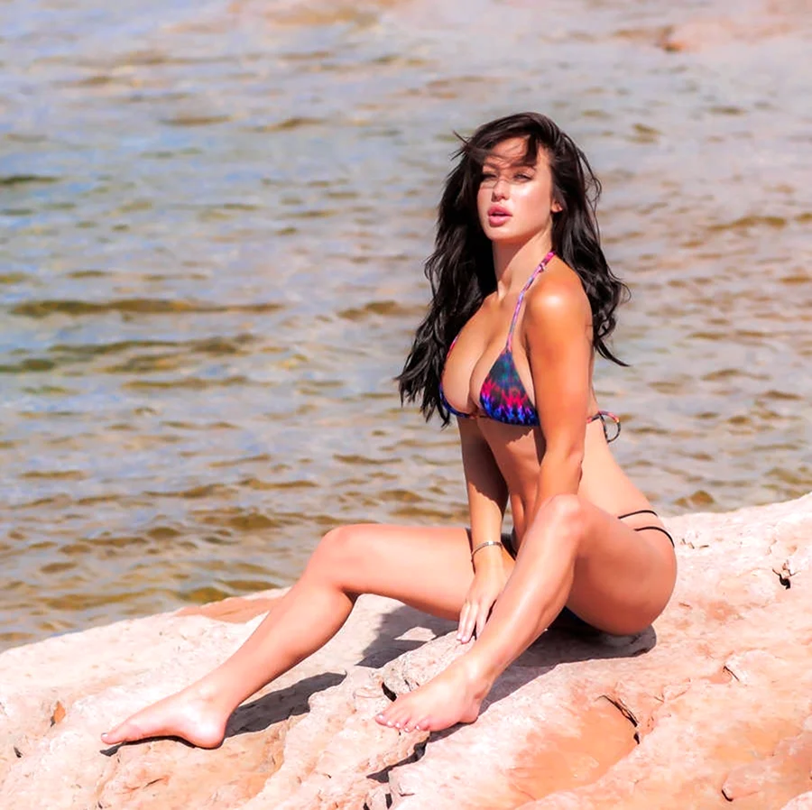 Стефани Найт Stefanie Knight