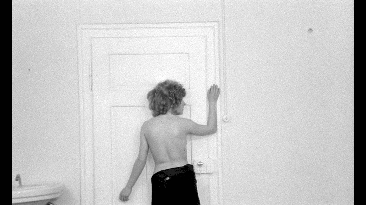 Storia di Piera 1983 сцены Ханна Шигулла голая