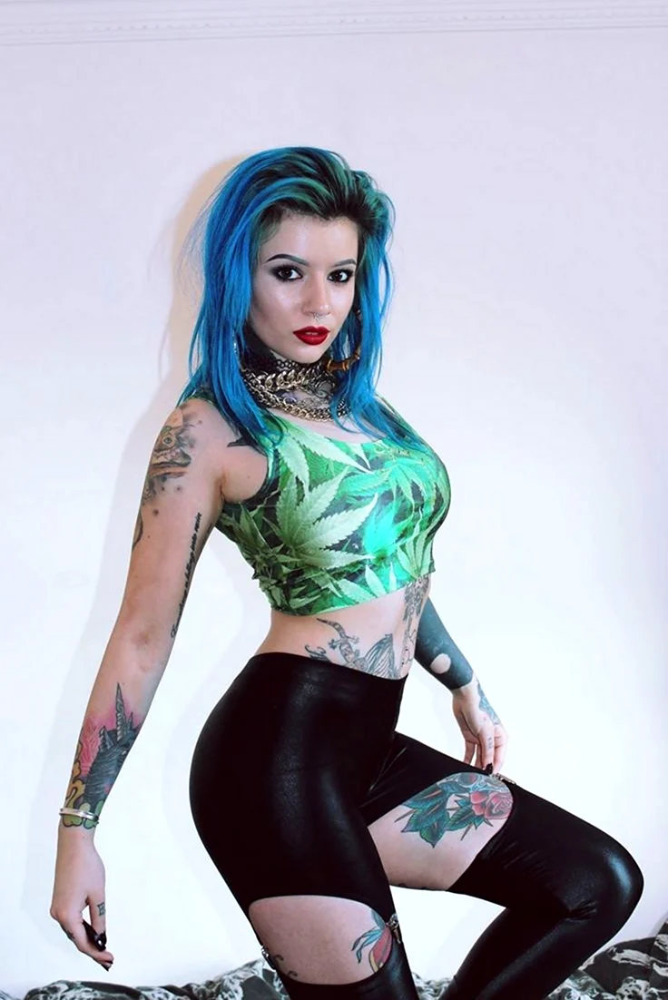 Тату модель Rebecca Crow hot