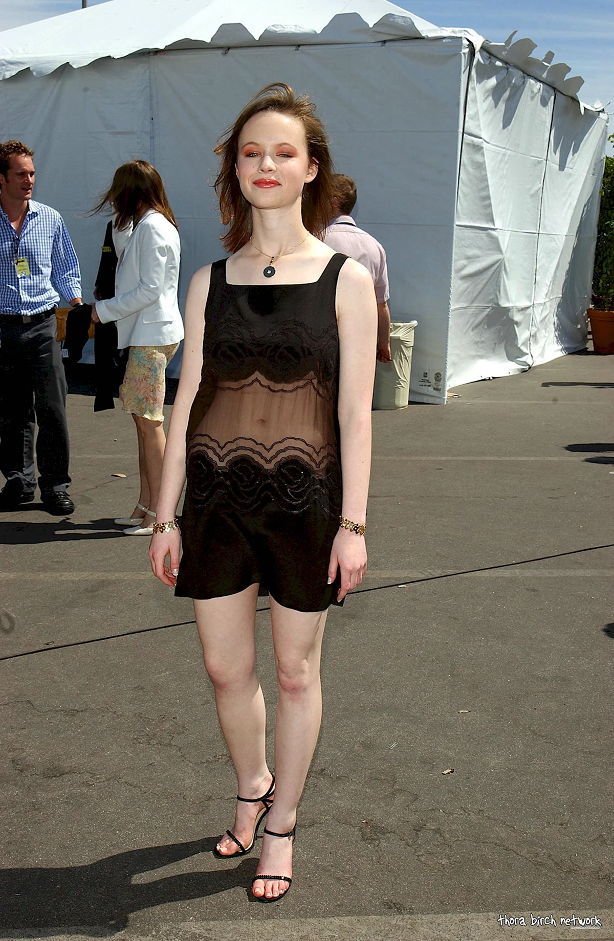 Thora Birch в купальнике