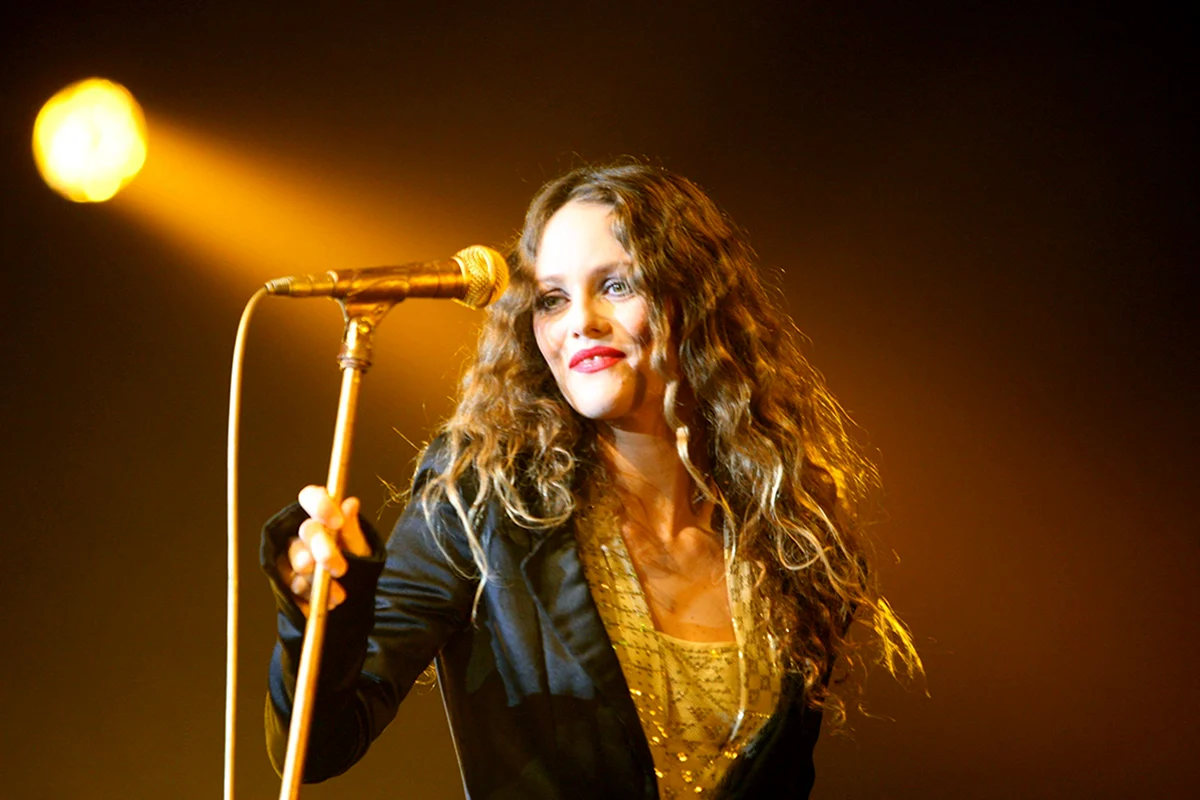 Vanessa paradis группа