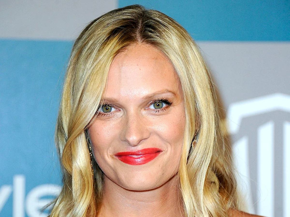 Vinessa Shaw