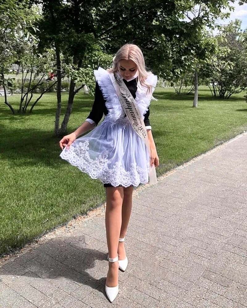 Выпускницы