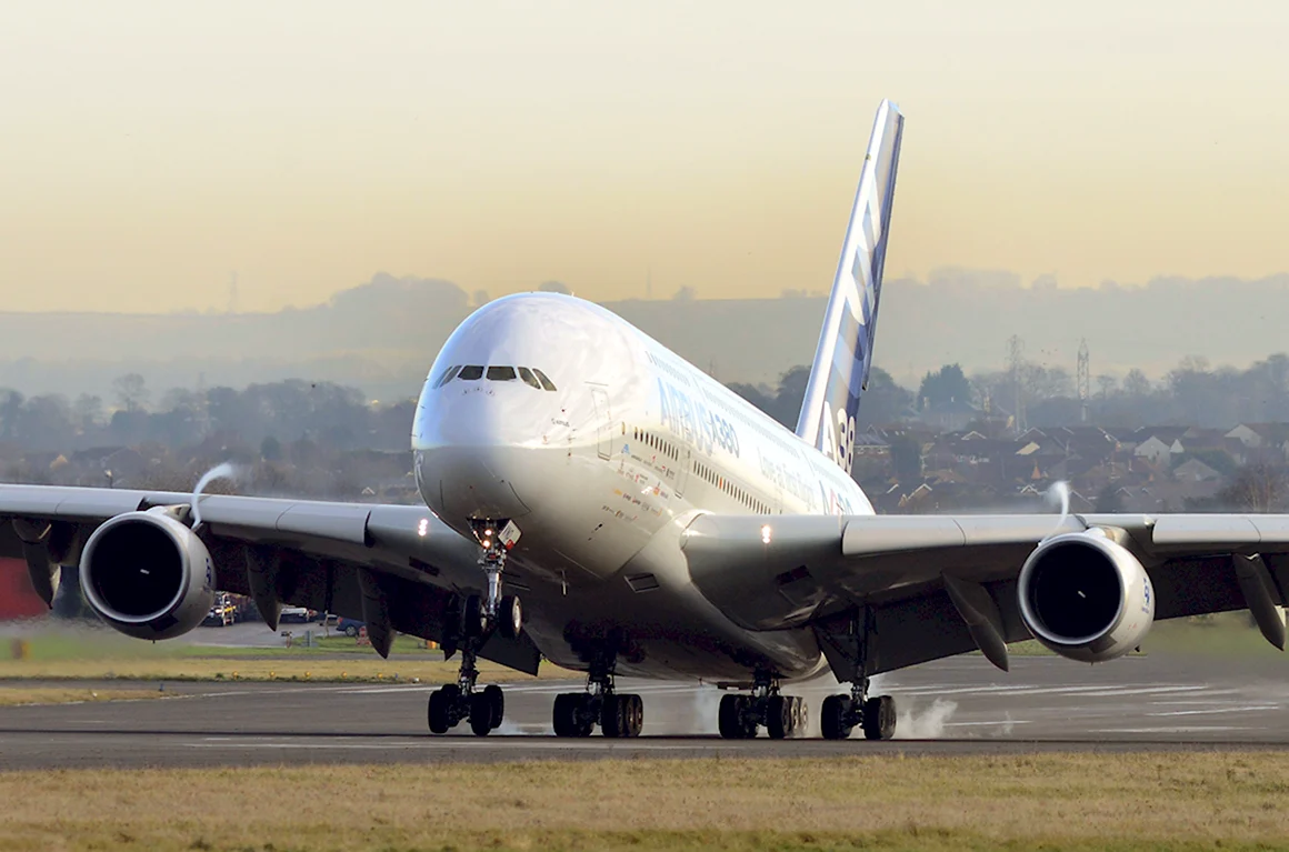 A380-842