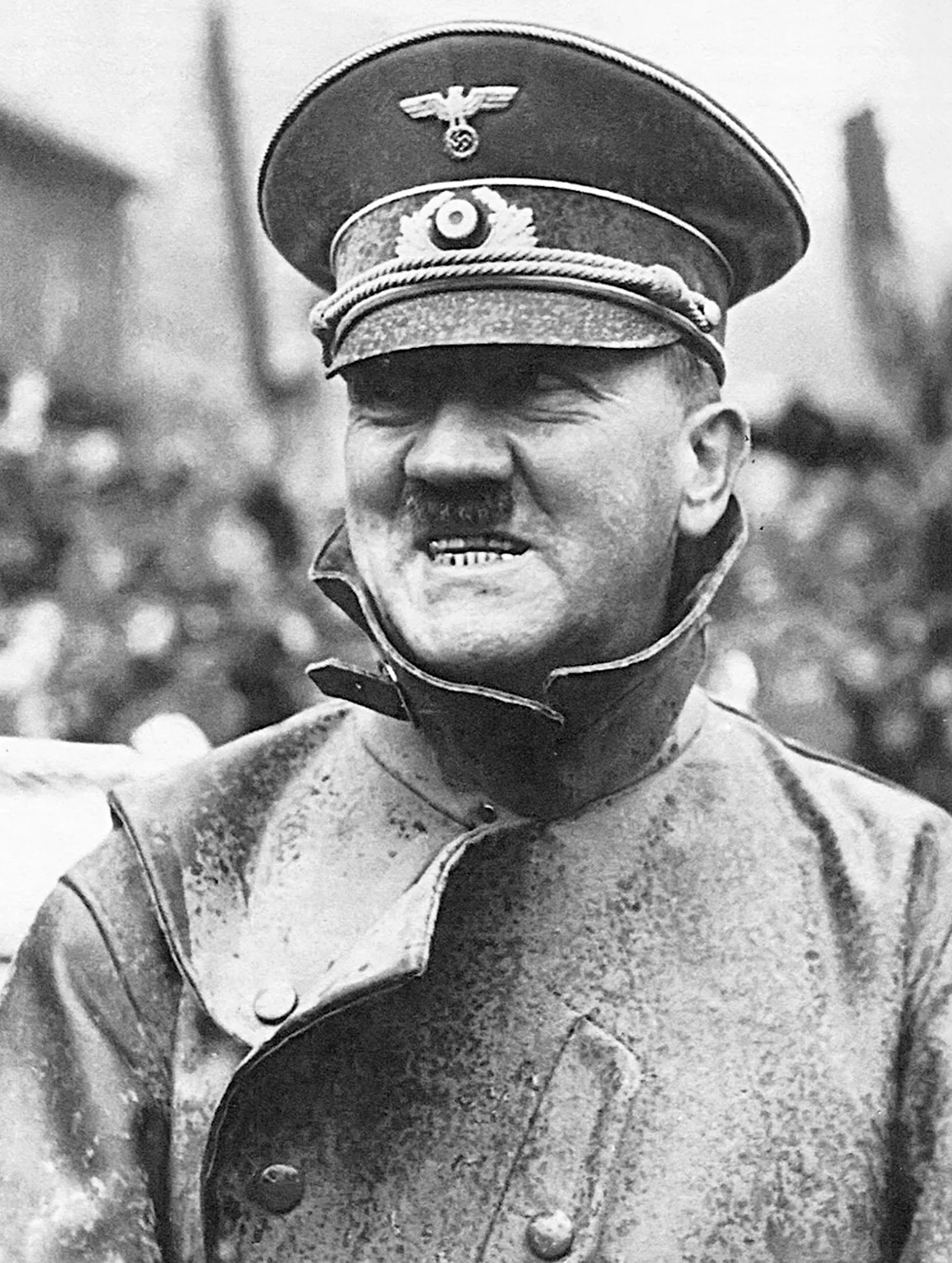 Адольф Гитлер