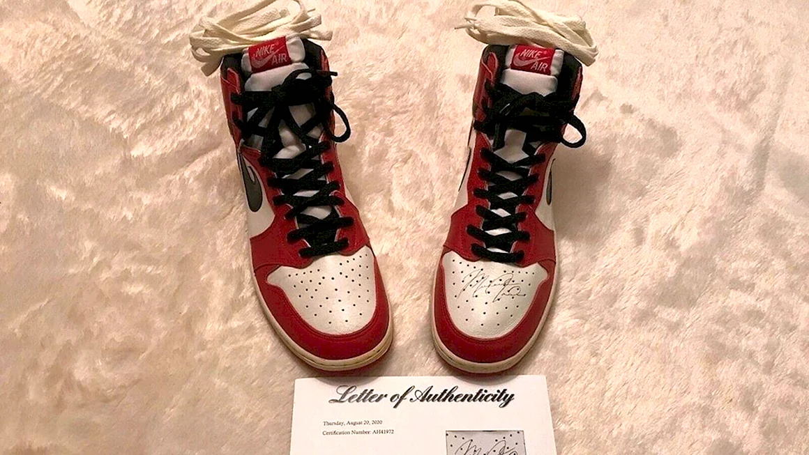 Air Jordan 1 с автографом за $1 000