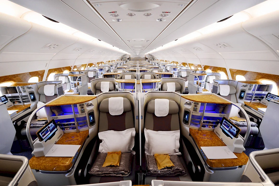 Airbus a380 салон