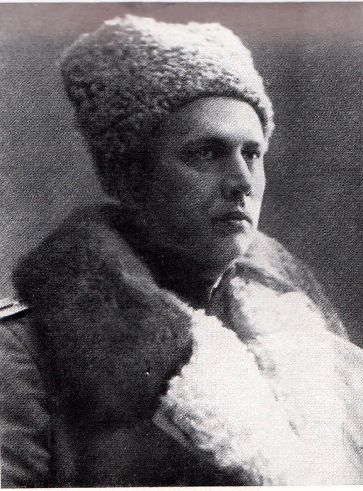 Алексей толстой военкор