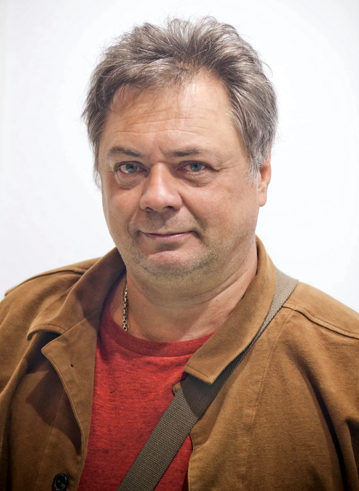 Андрей Леонов