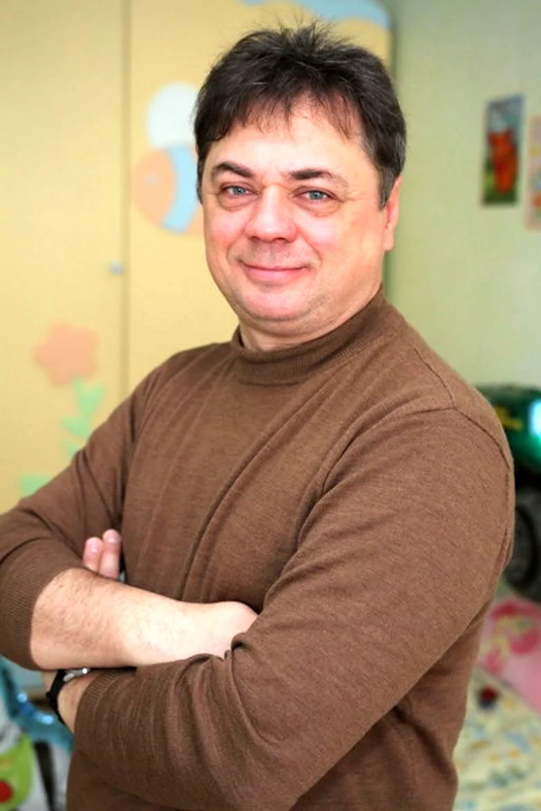Андрей Леонов