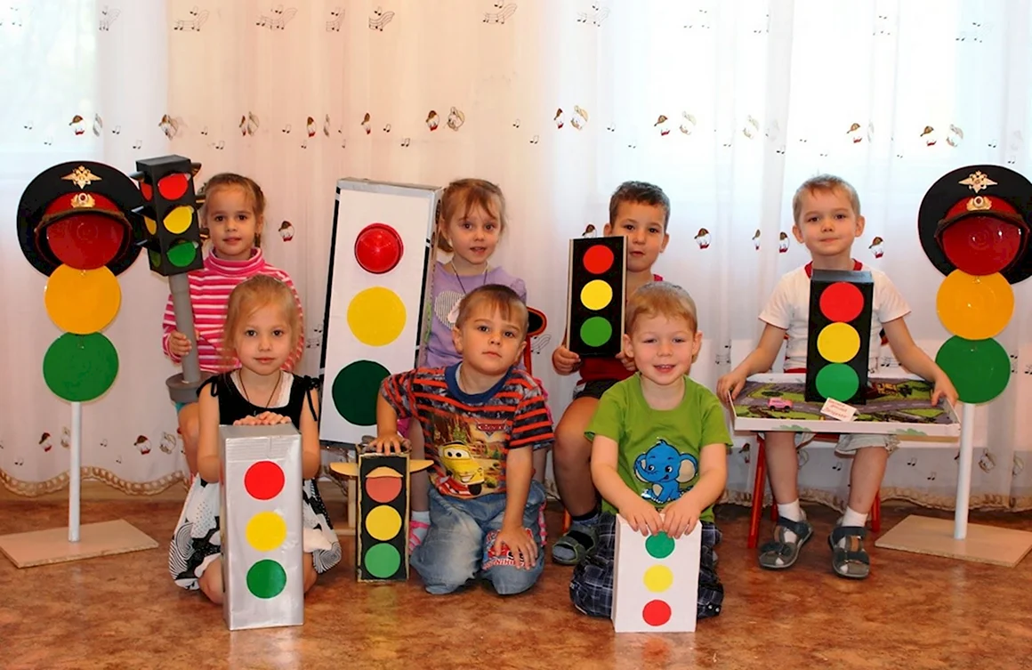 Аппликация светофор