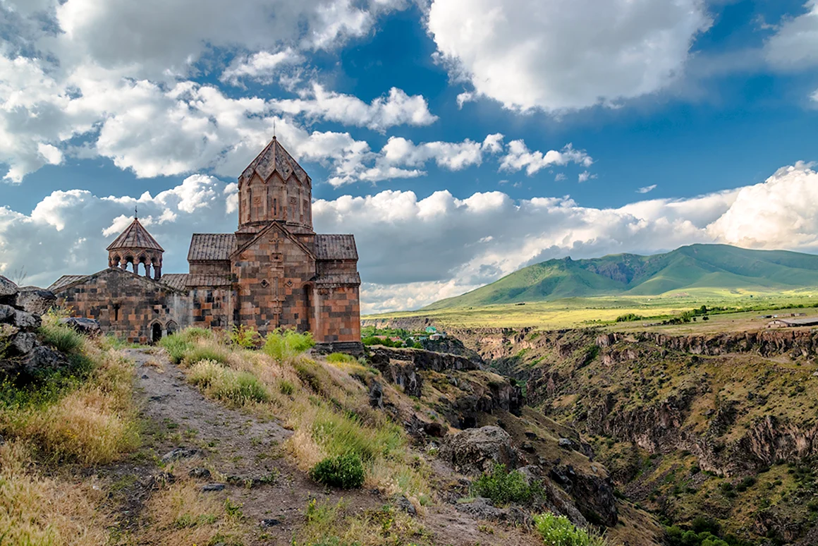 Аракелоц монастырь Армения