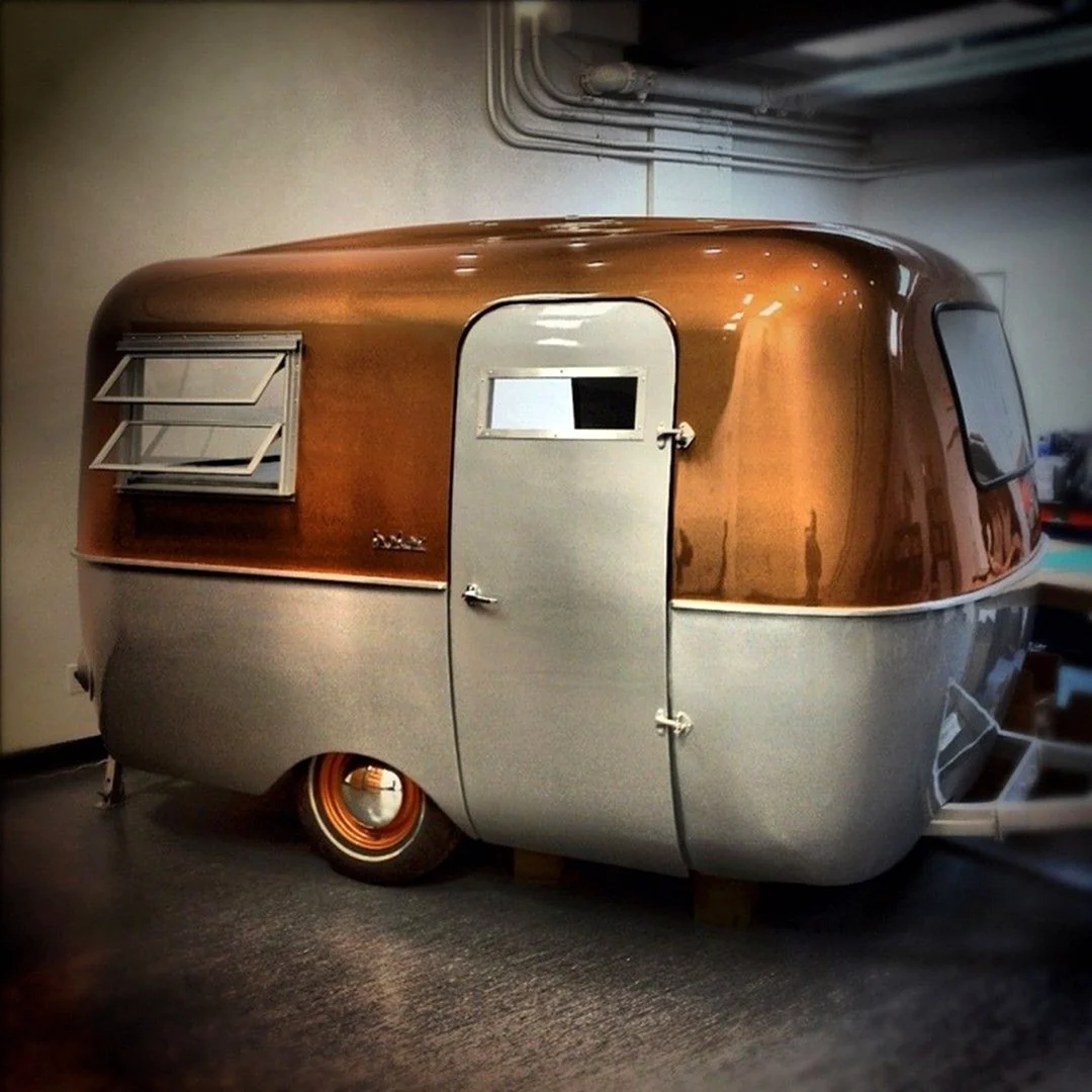 Автодом Airstream