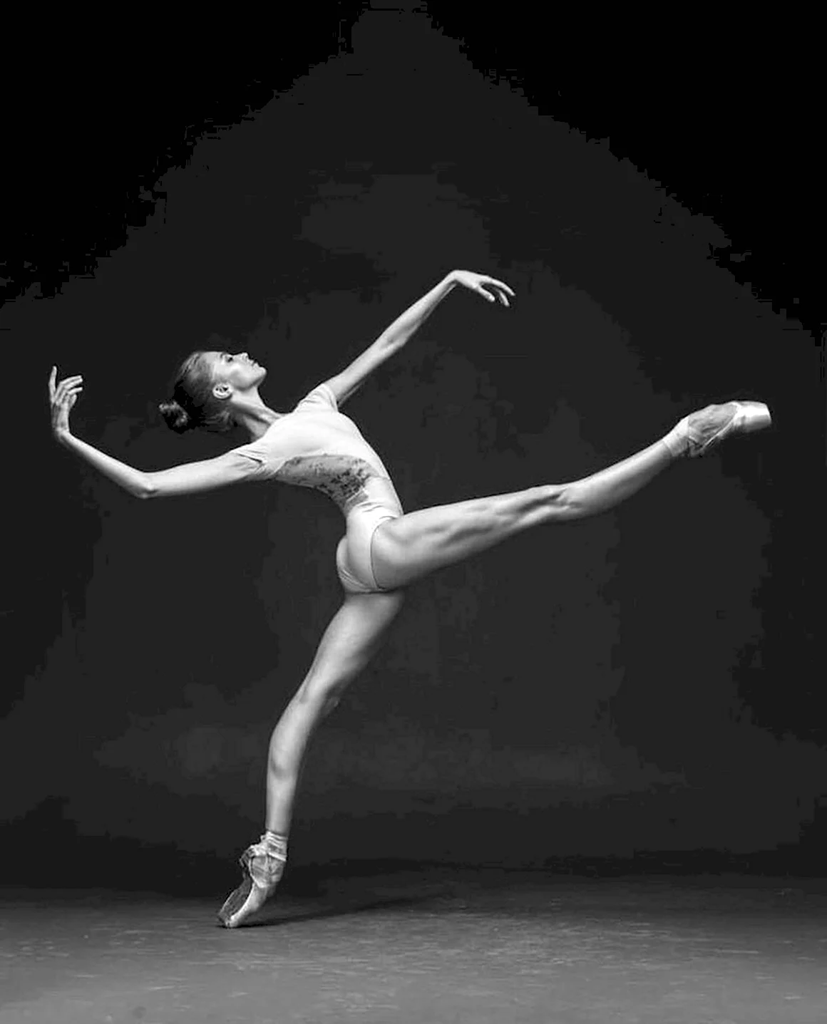Балерина Daria Ionova.