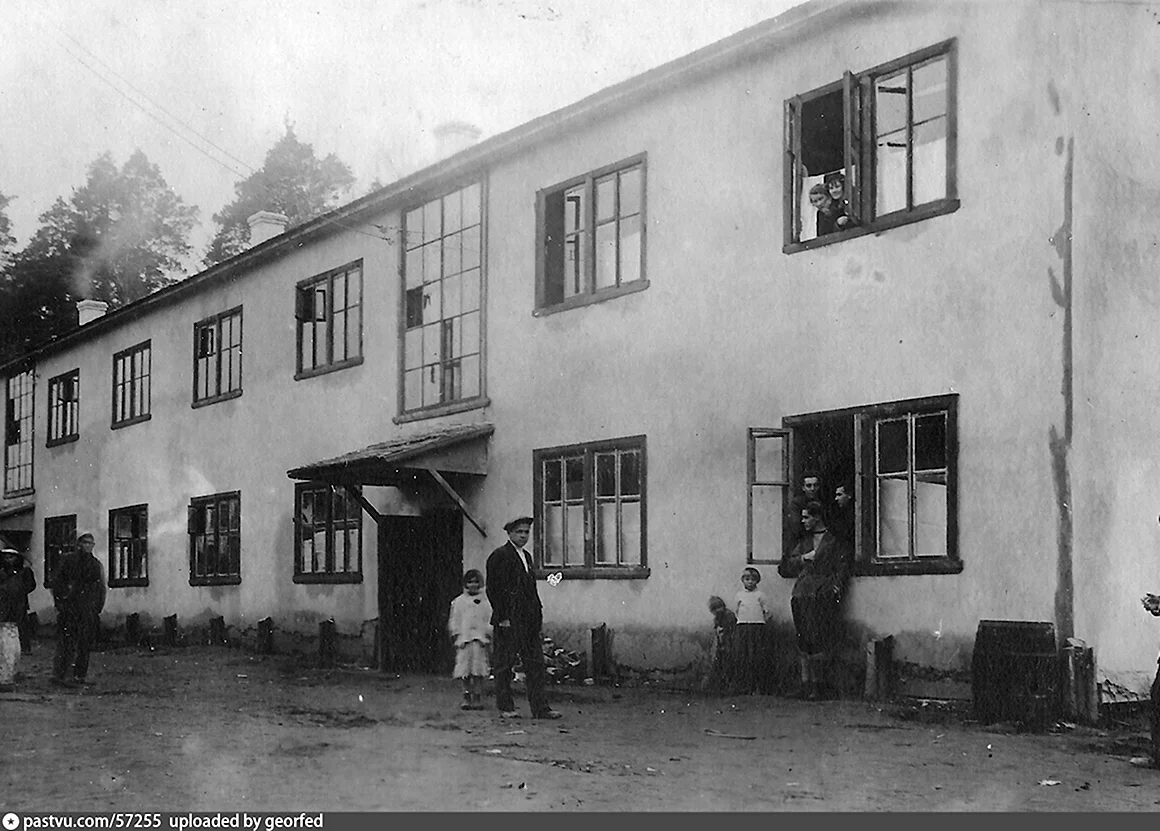 Бараки в Москве 1930е