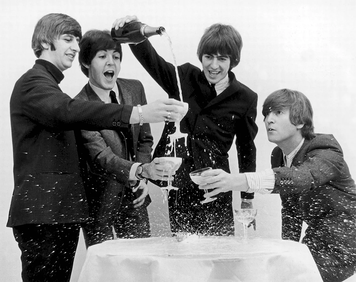 Beatles Битлз шампанское